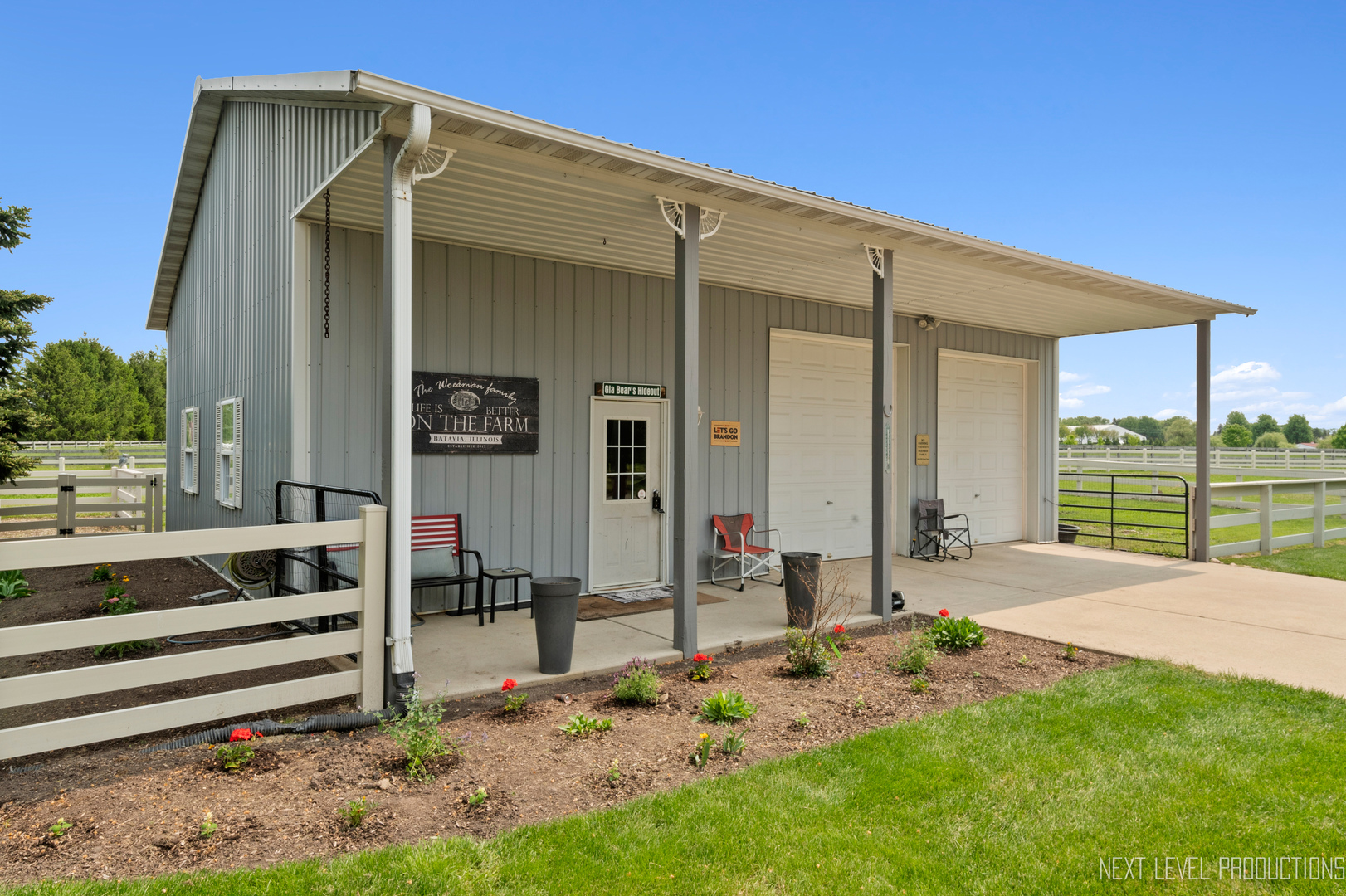 39-w068 Seavey Road Batavia, IL 60510 - Photo 77 of 109 a front view of a house with a yard