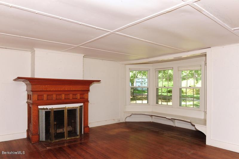 685 North Undermountain Road Sheffield, MA 01257 - Photo 14 of 30 billiard room