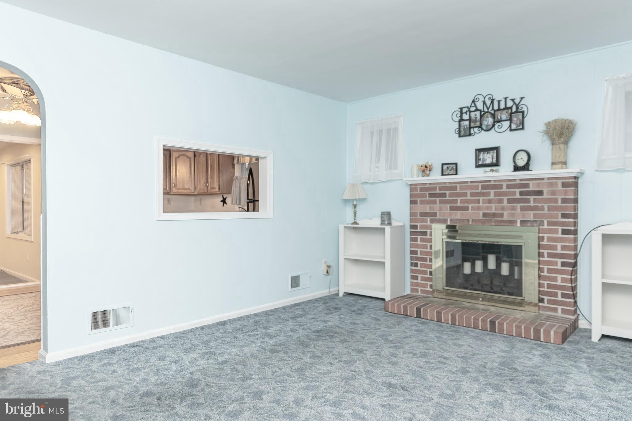 400 Sycamore Road Linthicum Heights, MD 21090 - Photo 7 of 32