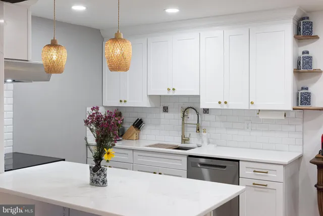 $4,100 | 48 Llanfair Road, Unit 7, Ardmore, PA 19003