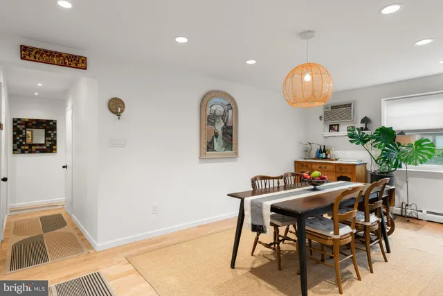 $4,100 | 48 Llanfair Road, Unit 7, Ardmore, PA 19003