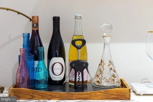 $4,100 | 48 Llanfair Road, Unit 7, Ardmore, PA 19003