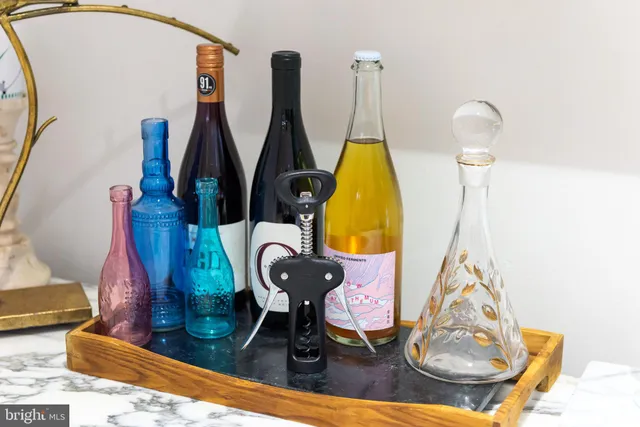 $4,100 | 48 Llanfair Road, Unit 7, Ardmore, PA 19003