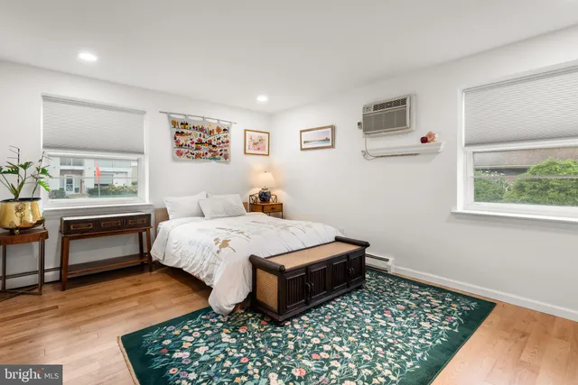 $4,100 | 48 Llanfair Road, Unit 7, Ardmore, PA 19003