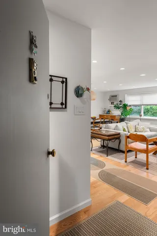 $4,100 | 48 Llanfair Road, Unit 7, Ardmore, PA 19003