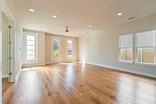 $2,800 | 5825 Pinon Vista Drive, Austin, TX 78724