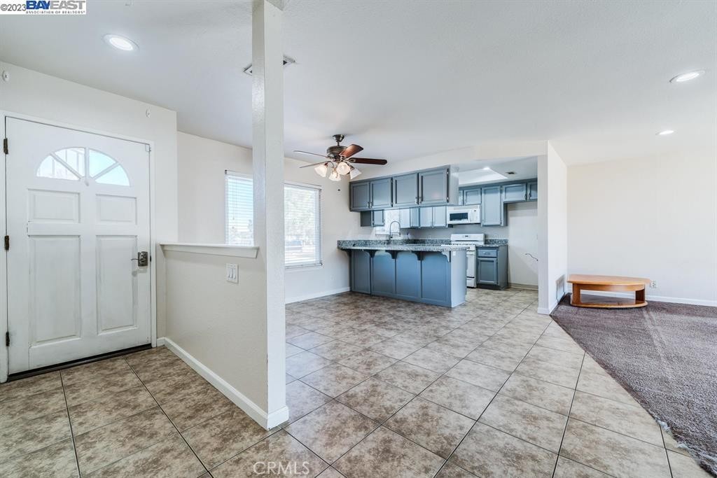 21019 Rambling Road Apple Valley, CA 92308 - Photo 7 of 19