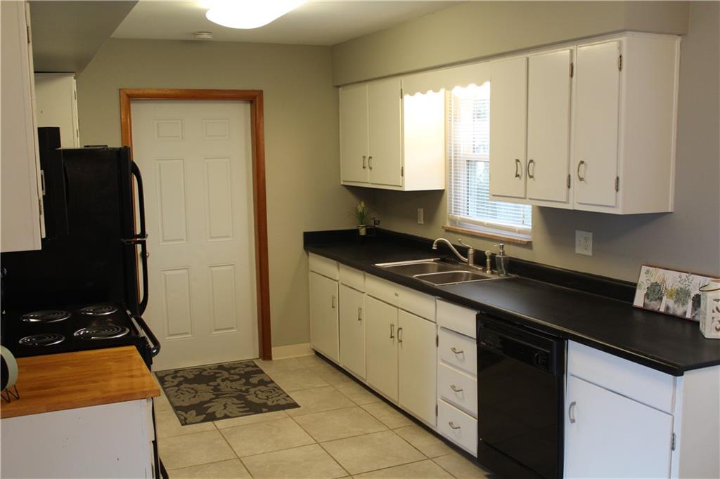 3524 Fisher Road Indianapolis, IN 46239 - Photo 3 of 15 Gallery Image 3