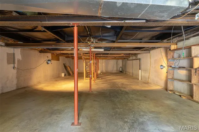 $860,000 | 655 County Road 930, Bunker, MO 63629