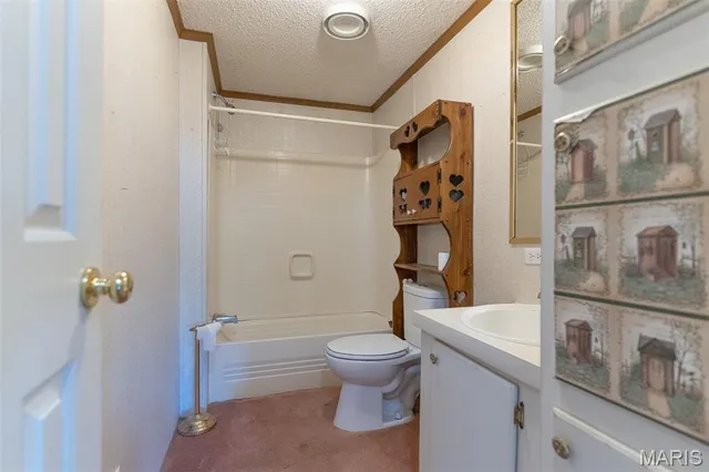 $860,000 | 655 County Road 930, Bunker, MO 63629