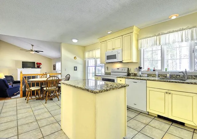 $550,000 | 224 Darling Road, Keene, NH 03431