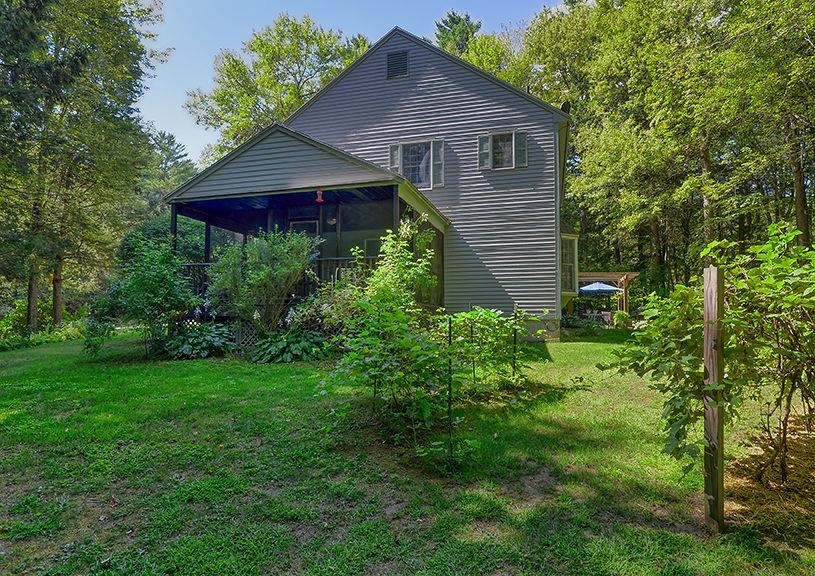 224 Darling Road Keene, NH 03431 - Photo 3 of 37