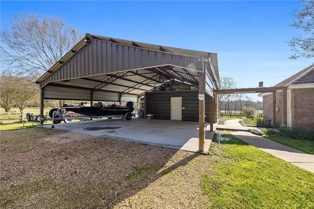 $445,000 | 72636 Highway 1054, Kentwood, LA 70444