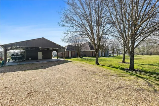 $445,000 | 72636 Highway 1054, Kentwood, LA 70444