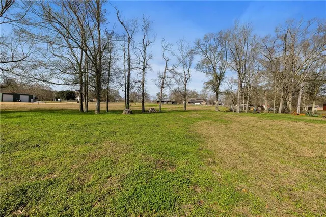 $445,000 | 72636 Highway 1054, Kentwood, LA 70444