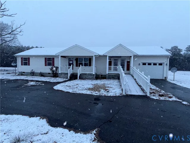 $230,000 | 1362 Little Low Ground Road, Emporia, VA 23847