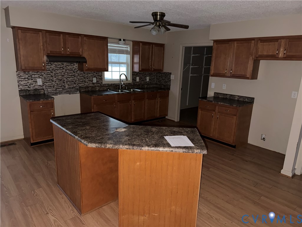 1362 Little Low Ground Road Emporia, VA 23847 - Photo 2 of 19