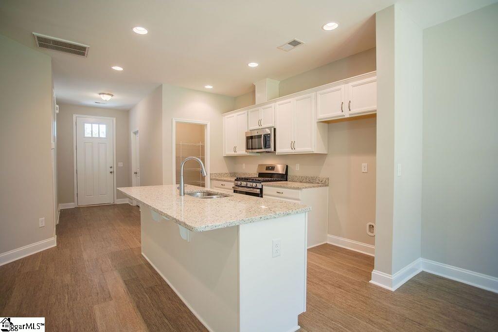 111 Coogan Lane Greer, SC 29650 - Photo 6 of 22