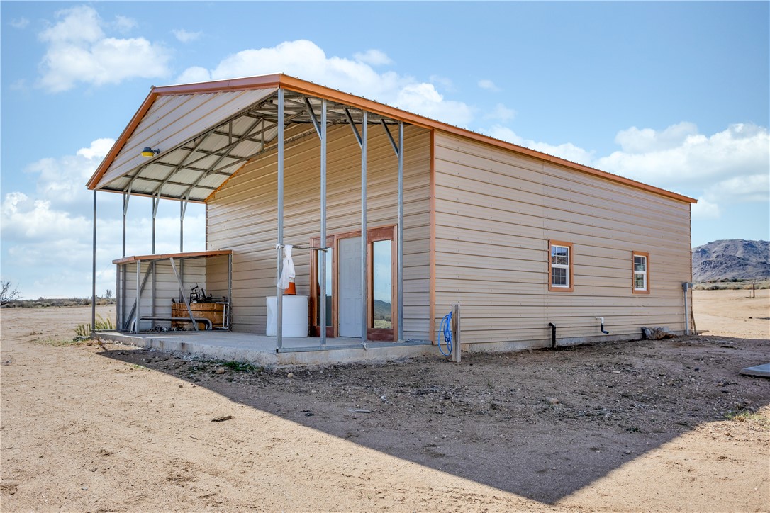 2646 East Ferguson Ranch Road Kingman, AZ 86409 - Photo 9 of 53 Detached shop