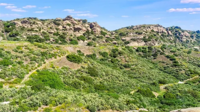 a view of a large building