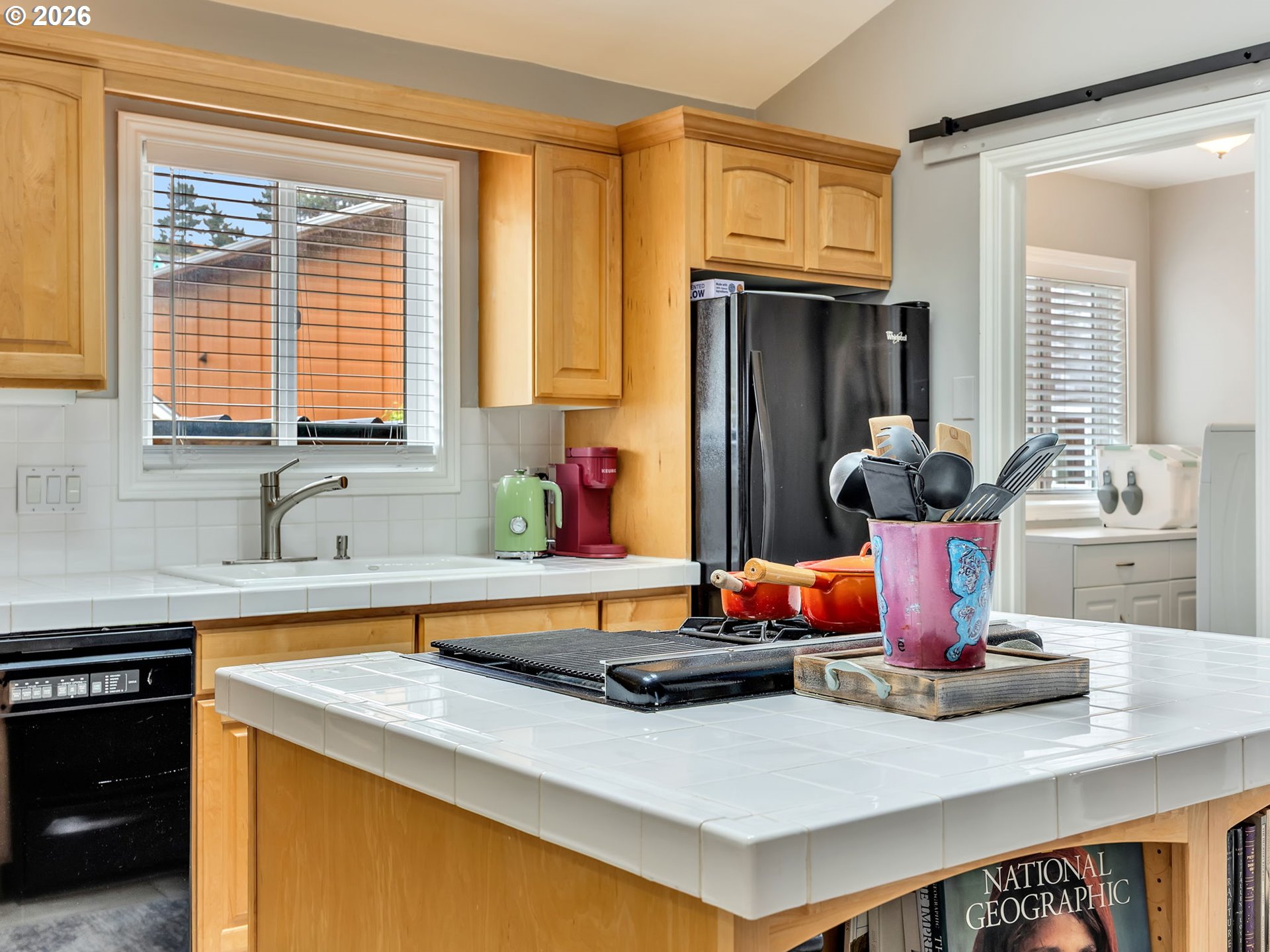 136B 3rd Avenue Seaside, OR 97138 - Photo 17 of 38 Kitchen