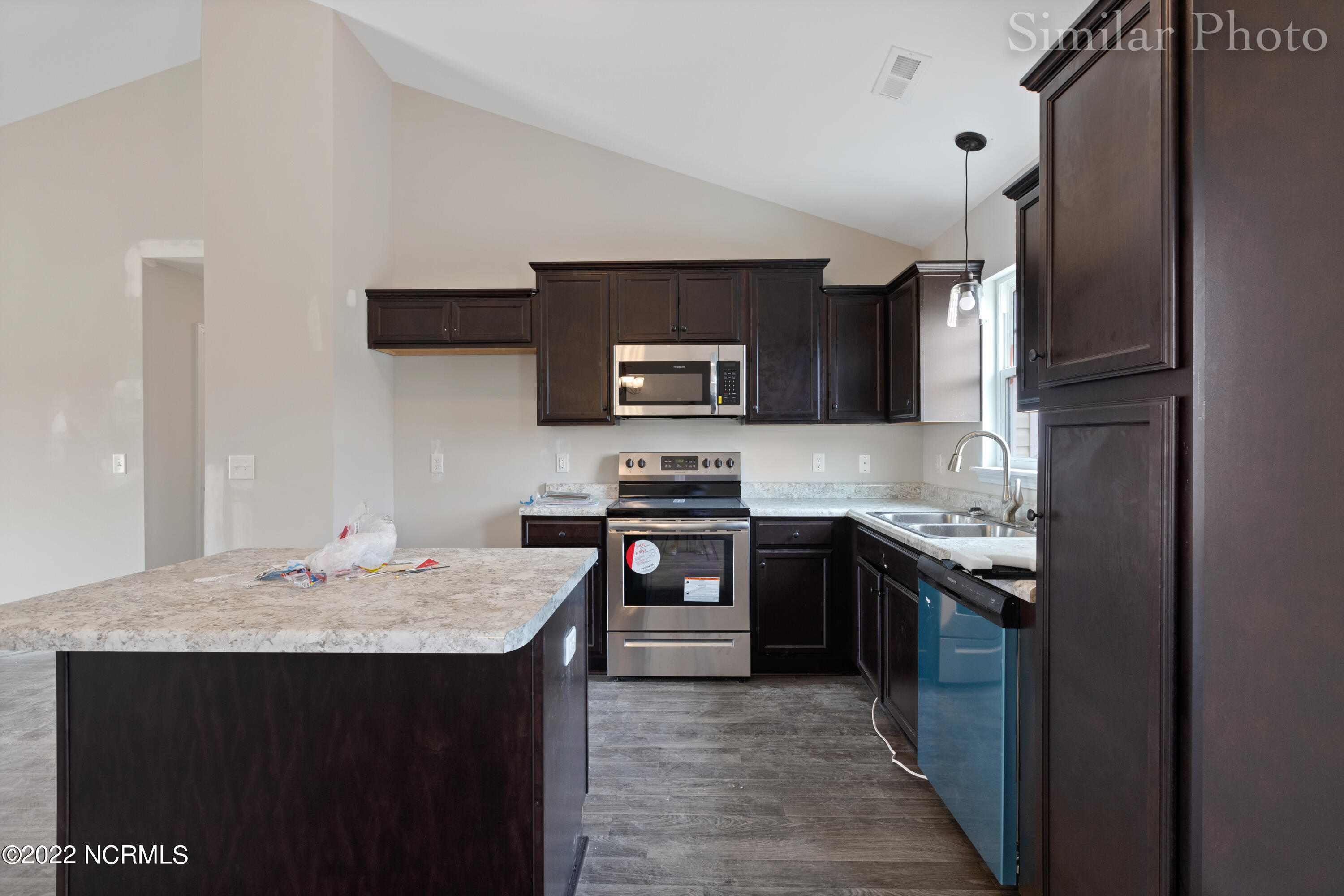 144 Hawks Point Road Jacksonville, NC 28540 - Photo 9 of 19 s-9893