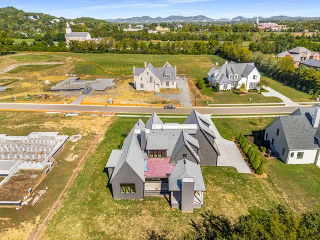 $3,425,000 | 6033 Frazier Park Lane, Brentwood, TN 37027