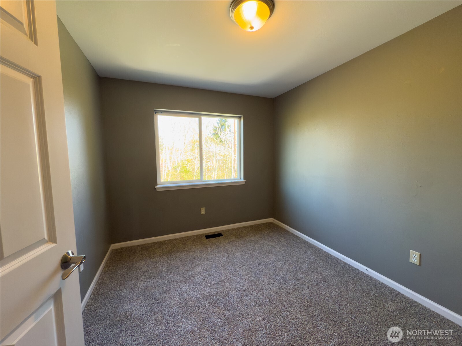 4 112th Street Southwest, Unit A Everett, WA 98204 - Photo 12 of 25