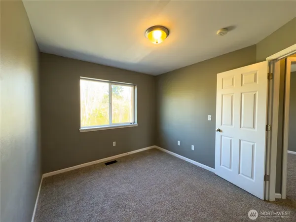 $3,300 | 4 112th Street Southwest, Unit A, Everett, WA 98204