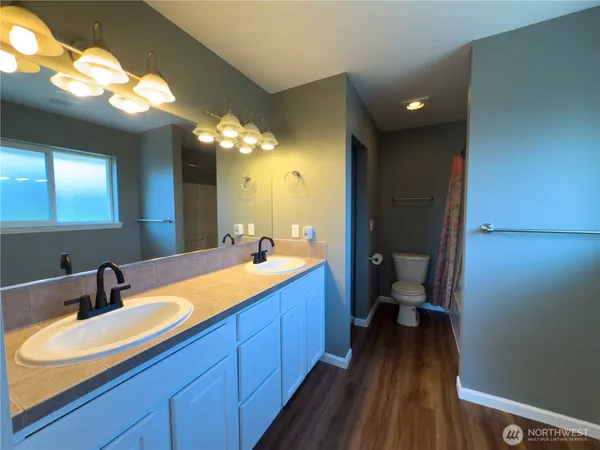 $3,300 | 4 112th Street Southwest, Unit A, Everett, WA 98204