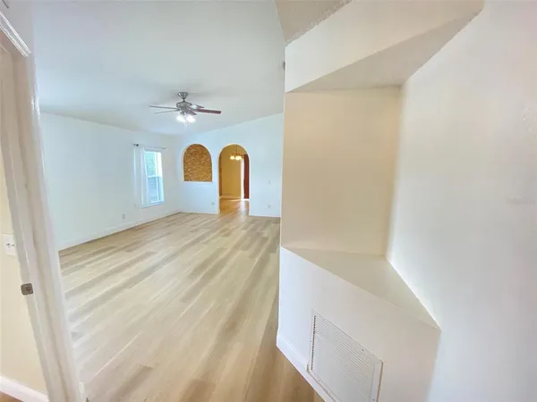 $2,300 | 1019 Great Shady Lane, Orlando, FL 32825