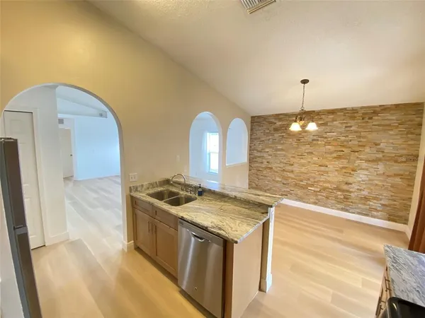 $2,300 | 1019 Great Shady Lane, Orlando, FL 32825