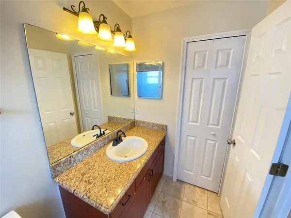 $2,300 | 1019 Great Shady Lane, Orlando, FL 32825