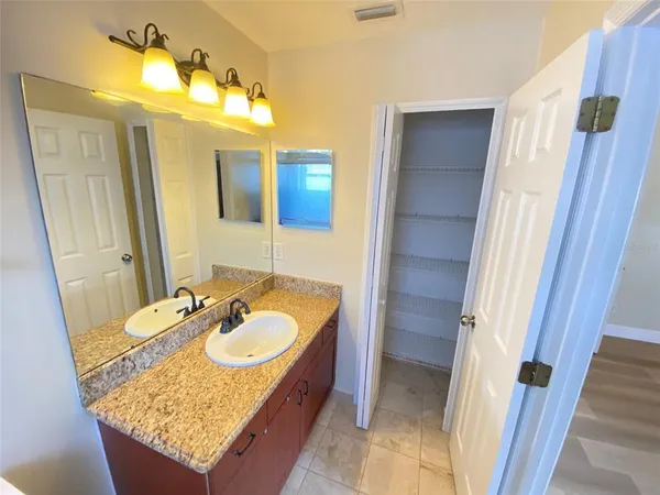 $2,300 | 1019 Great Shady Lane, Orlando, FL 32825