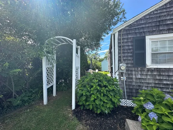 $2,700 | 30 Roosevelt Road, Unit 1, Marshfield, MA 02050