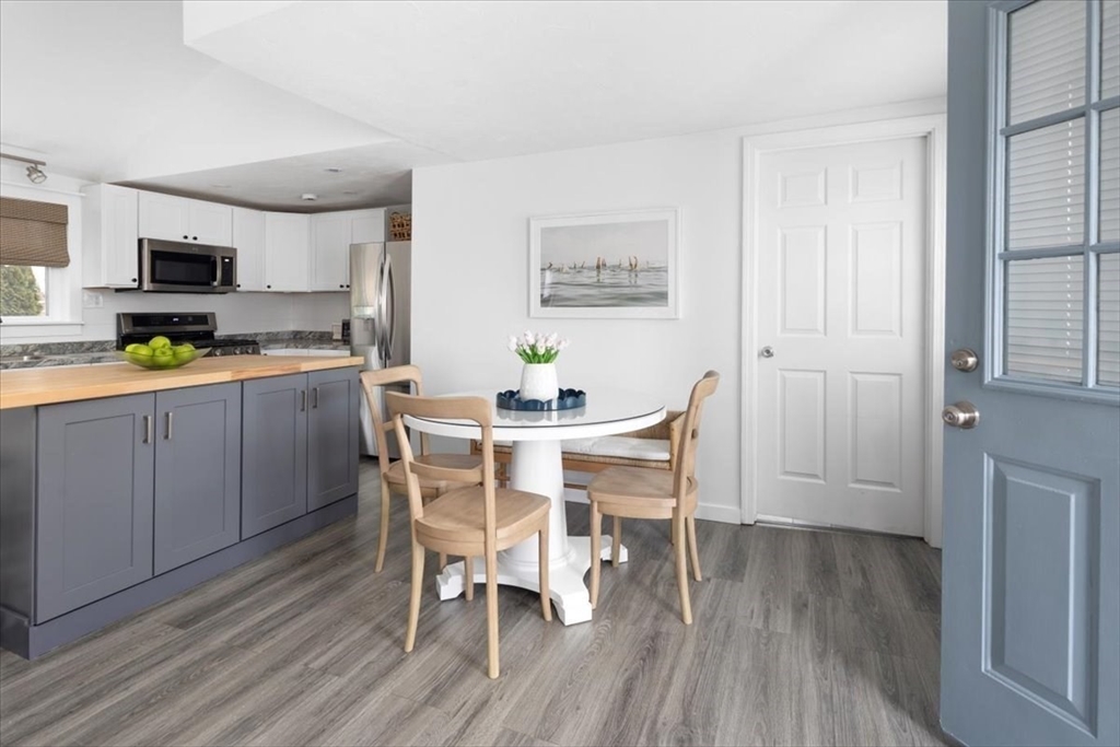 30 Roosevelt Road, Unit 1 Marshfield, MA 02050 - Photo 4 of 25