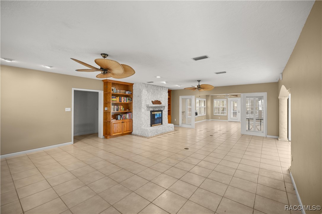 4817 Riverside Drive Yankeetown, FL 34498 - Photo 27 of 64