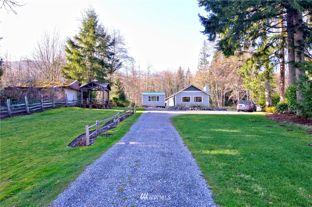 289 Shallow Shore Road Bellingham, WA 98229 - Photo 1 of 40 Gallery Image 1