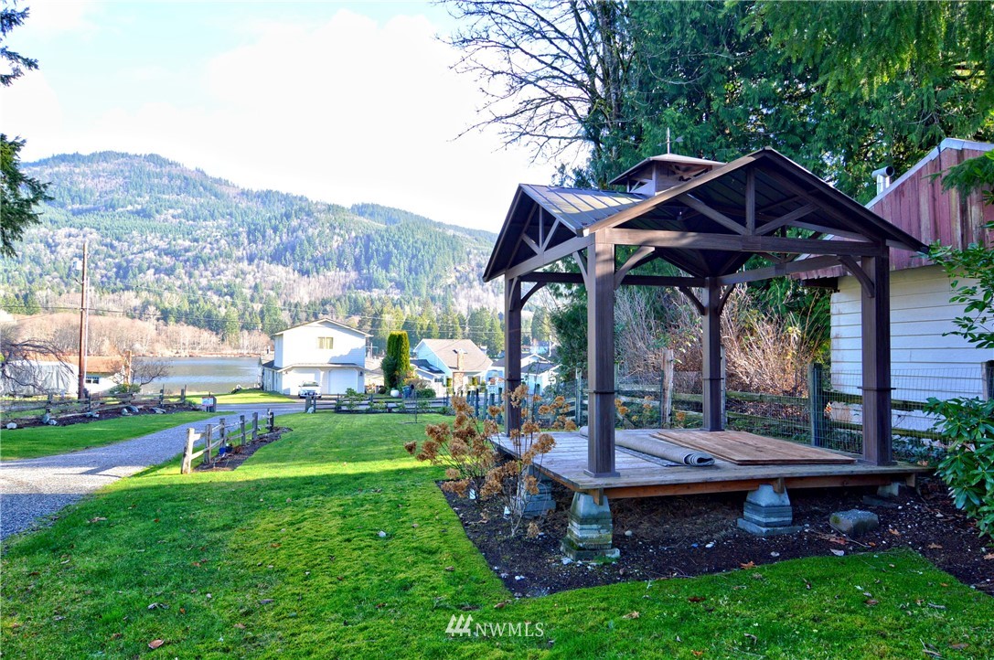 289 Shallow Shore Road Bellingham, WA 98229 - Photo 7 of 40 Gallery Image 7