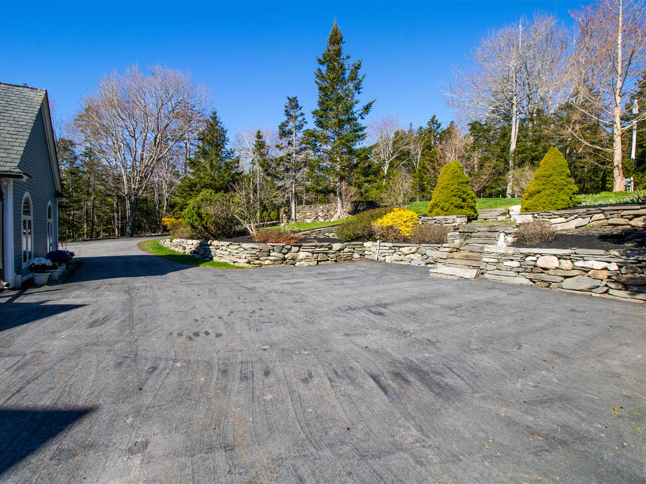 28 Yellow Head Road Bristol, ME 04554 - Photo 11 of 110 IMG_4080 adj