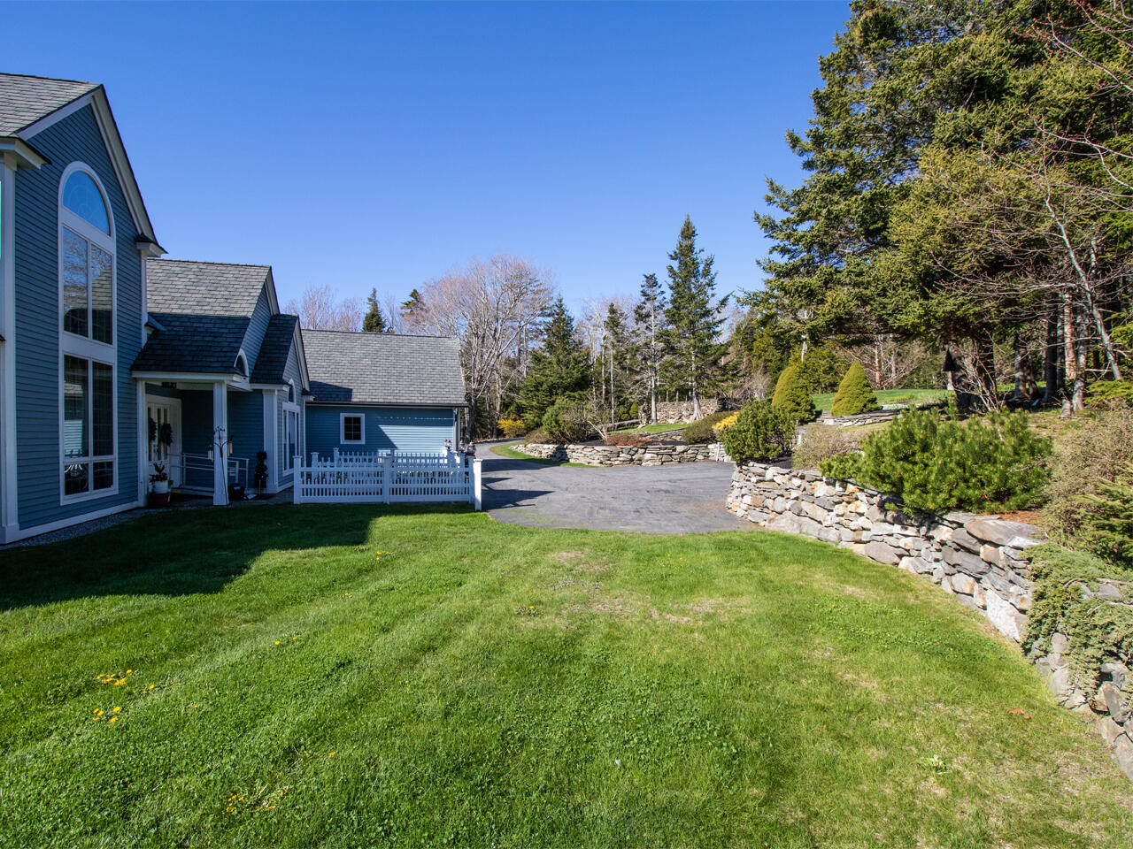 28 Yellow Head Road Bristol, ME 04554 - Photo 13 of 110 IMG_4082 adj