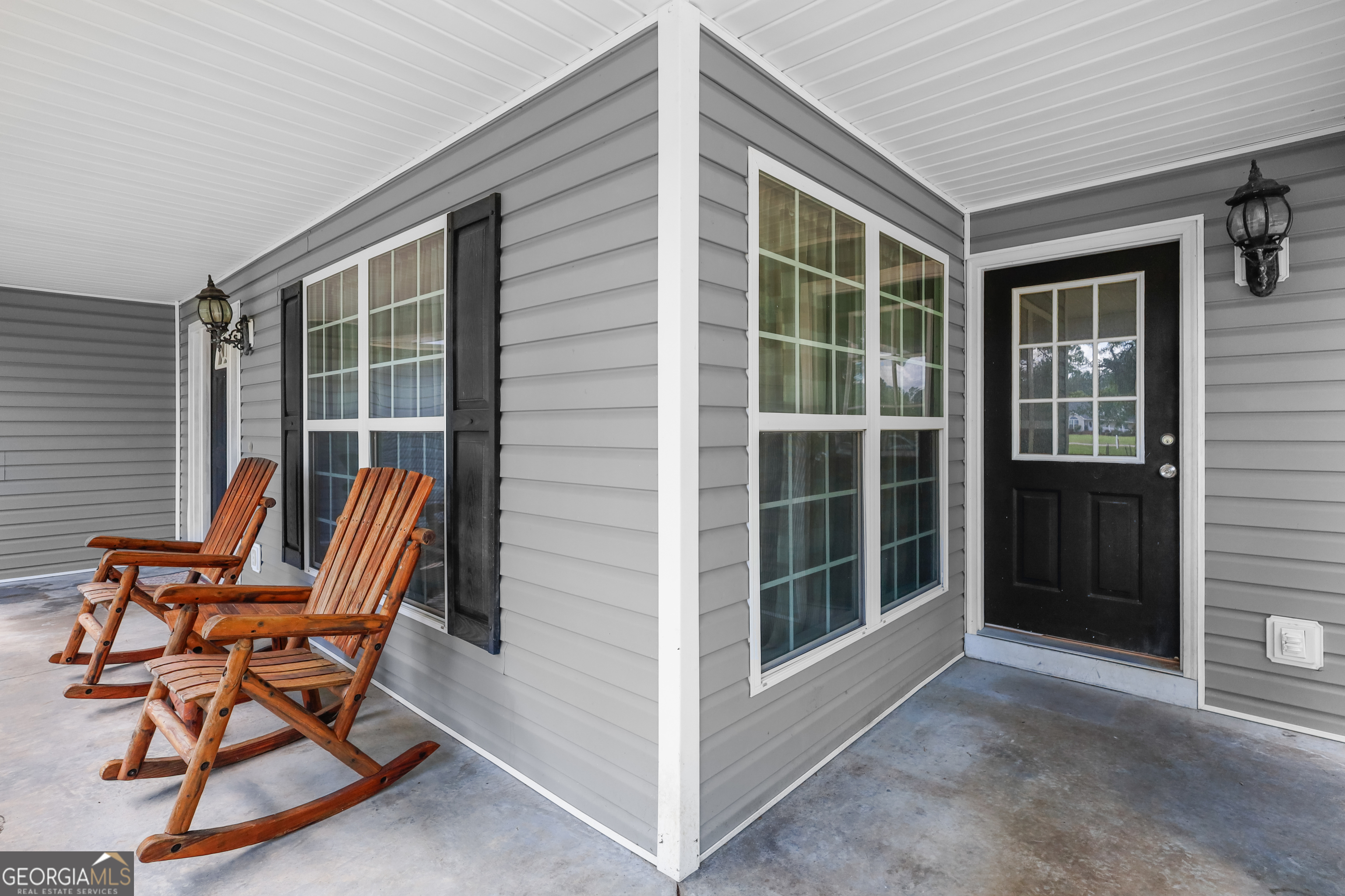 136 Quail Knoll Road Danville, GA 31017 - Photo 6 of 49 a view of an outdoor space with seating area