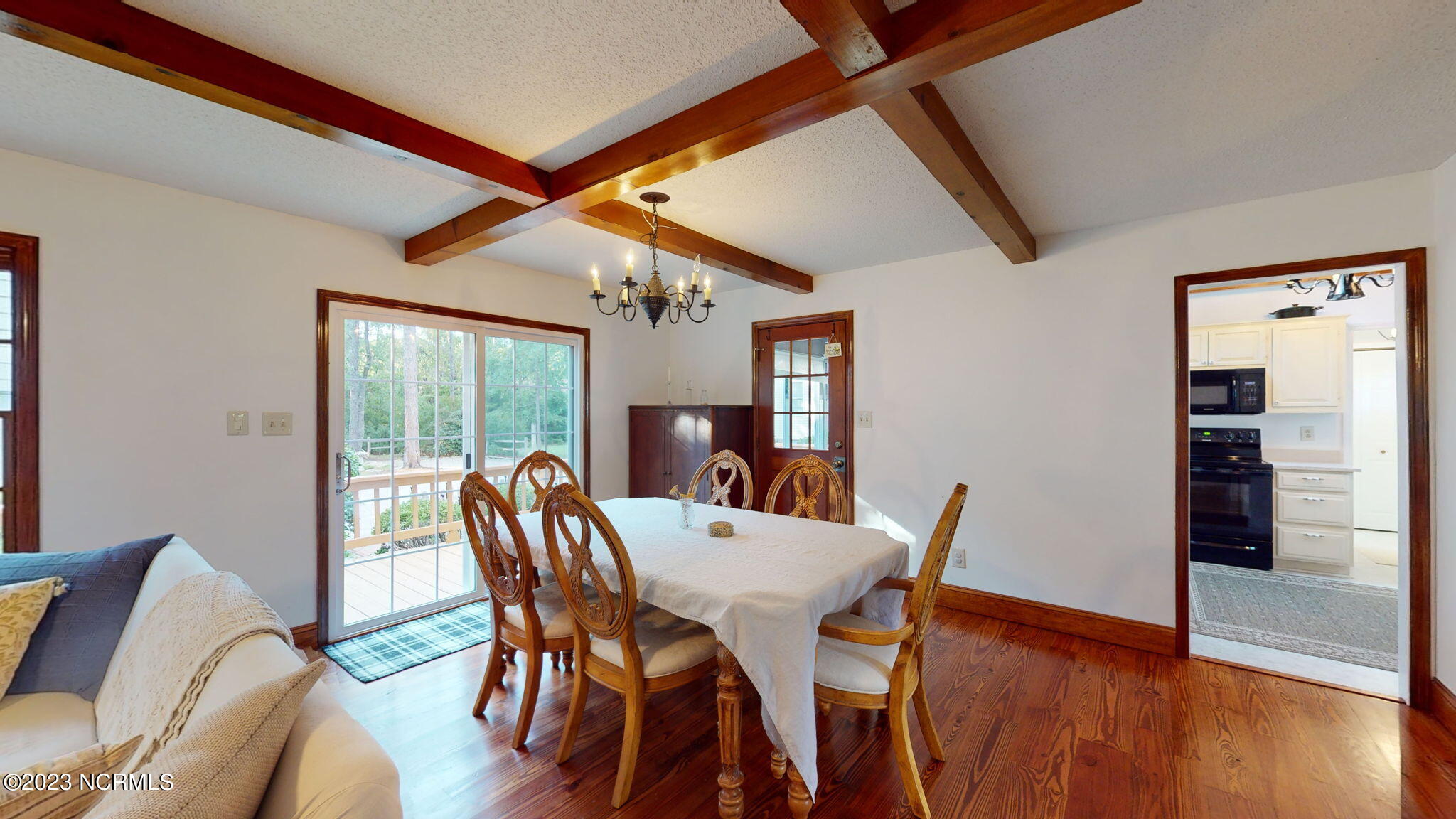 906 Point Court New Bern, NC 28560 - Photo 15 of 70 DINING AREA