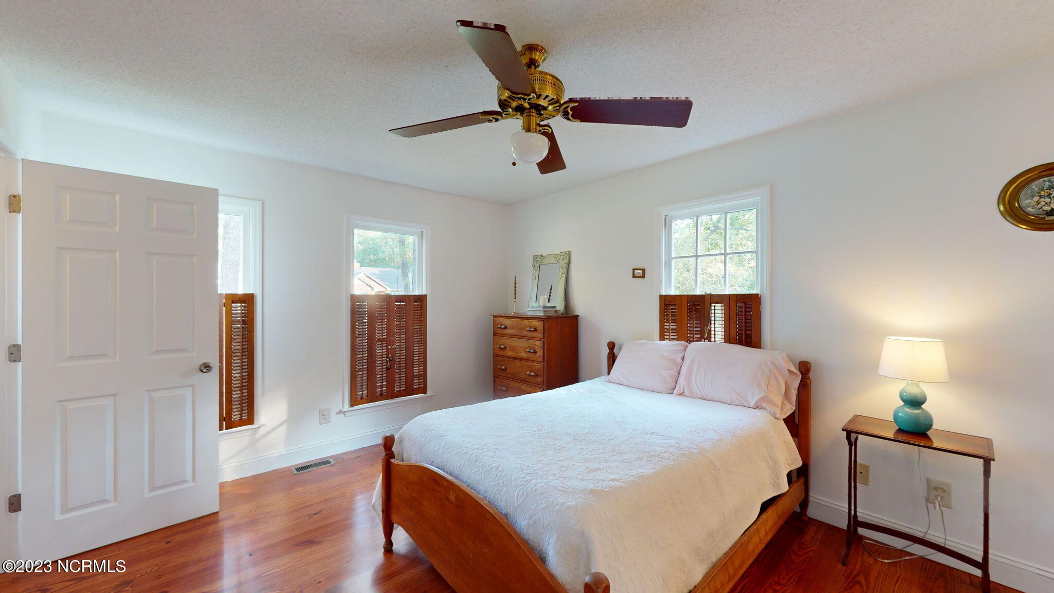 906 Point Court New Bern, NC 28560 - Photo 19 of 70 PRIMARY ON MAIN