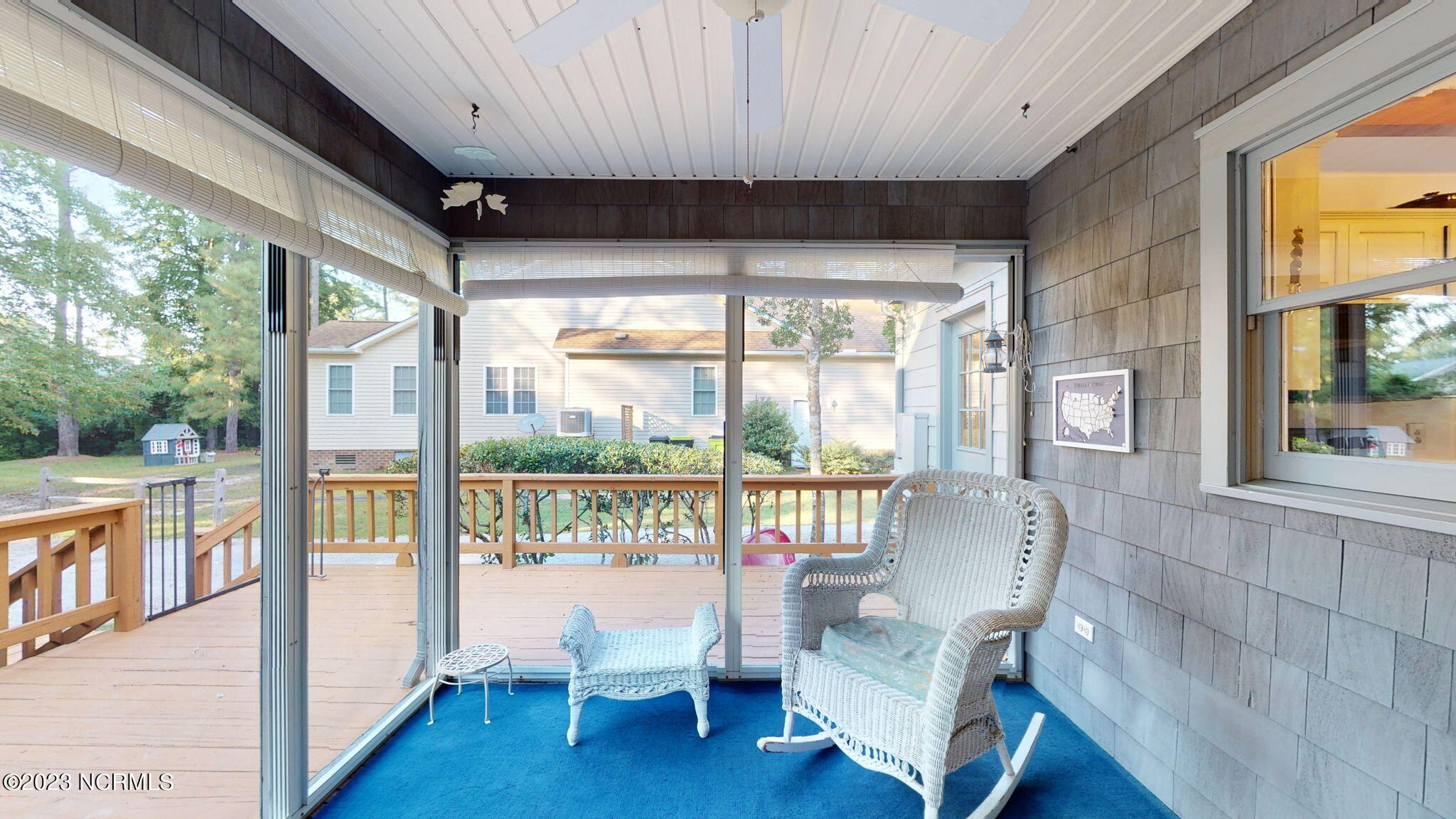 906 Point Court New Bern, NC 28560 - Photo 22 of 70 SCREENED PORCH