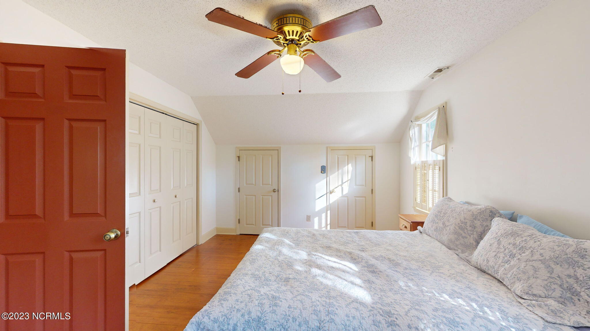 906 Point Court New Bern, NC 28560 - Photo 33 of 70 BEDROOM #3