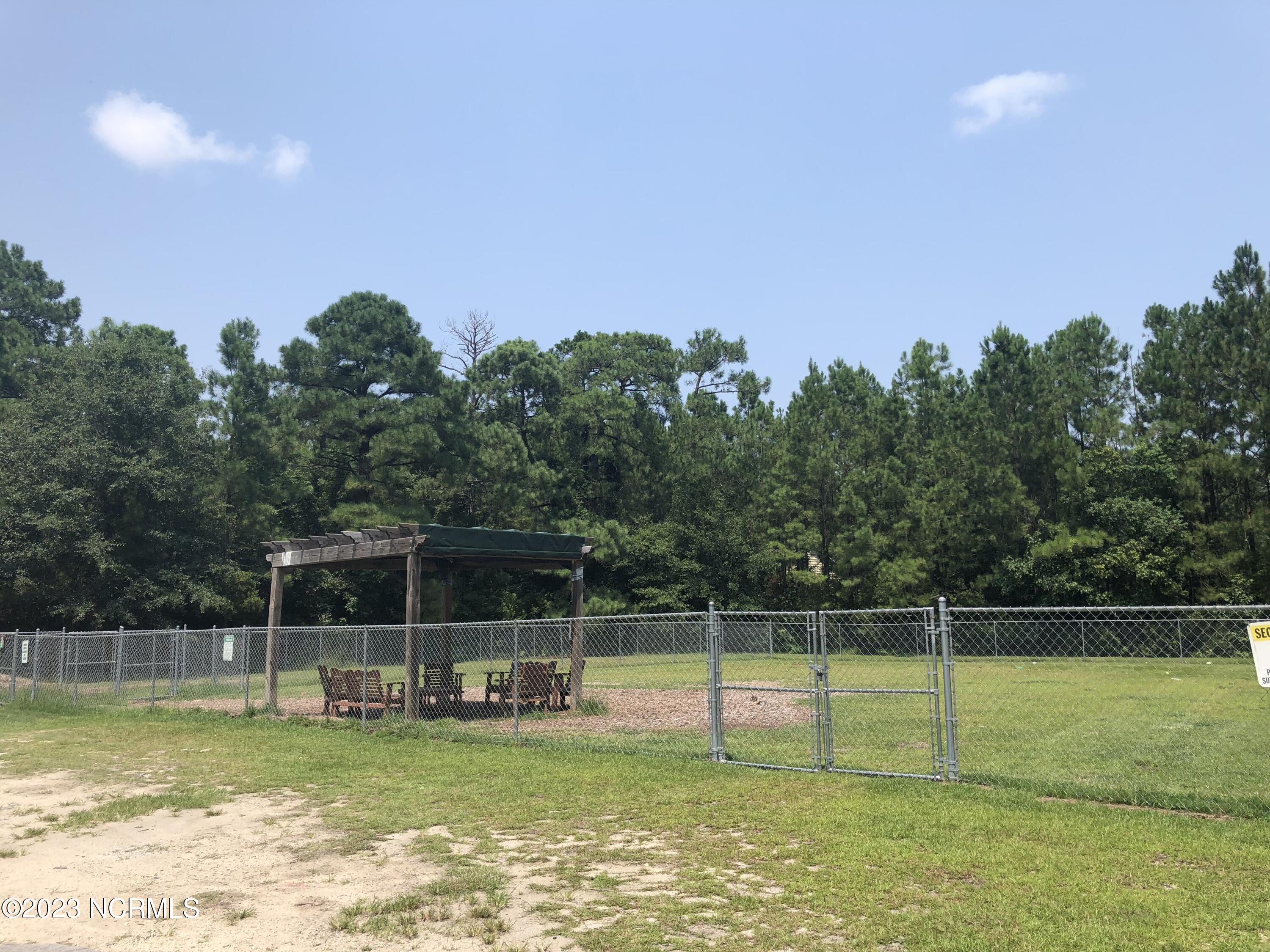 906 Point Court New Bern, NC 28560 - Photo 52 of 70 DOG PARK PIC