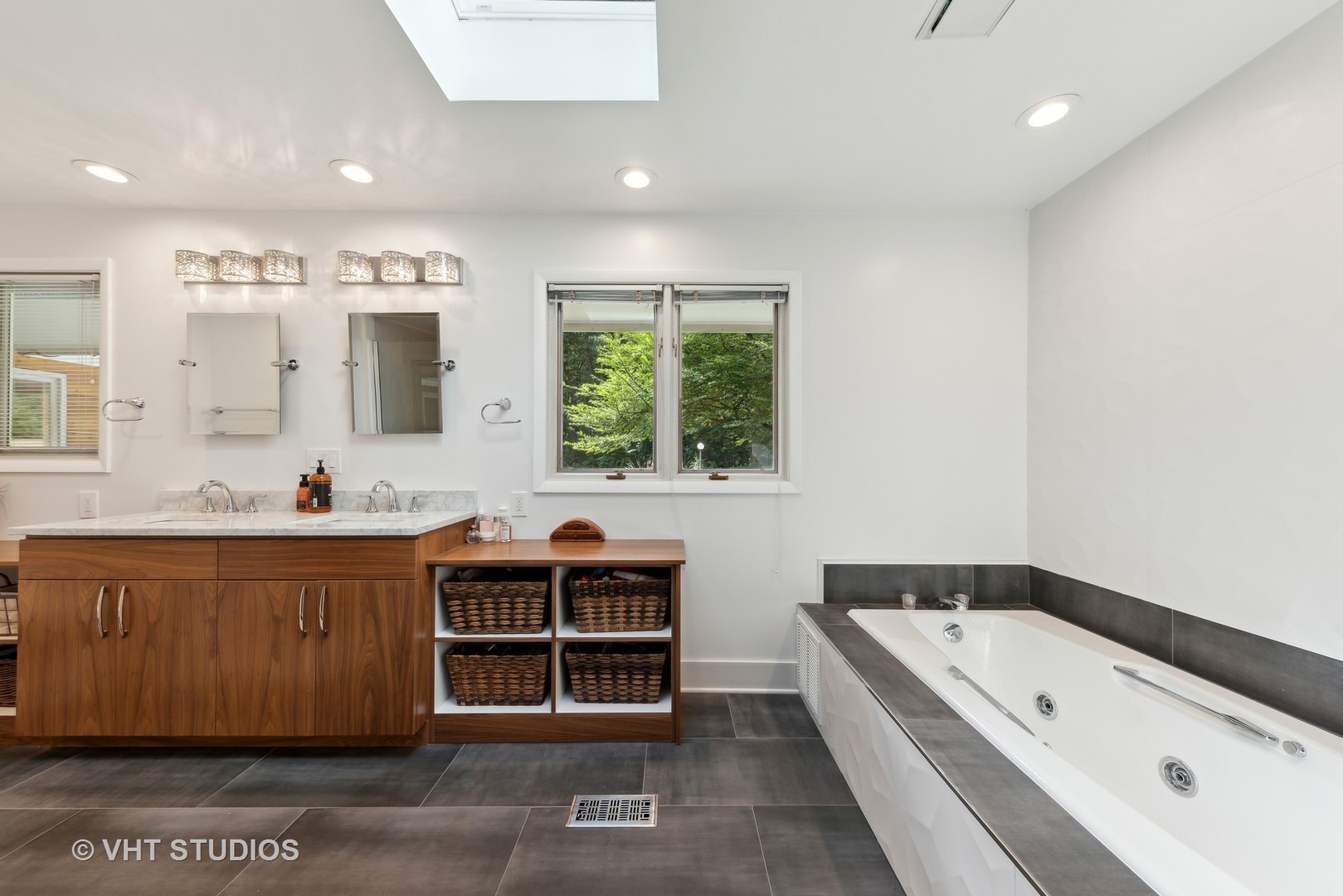 107 Trout Valley Road Trout Valley, IL 60013 - Photo 17 of 29 a large spacious bathroom with a large tub sink and window