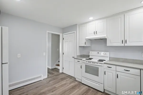 $2,800 | 41 Sunnybrook Bend, Waterbury, CT 06708