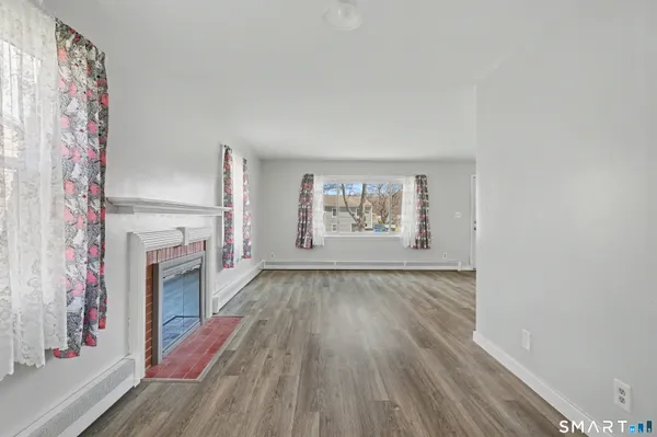 $2,800 | 41 Sunnybrook Bend, Waterbury, CT 06708